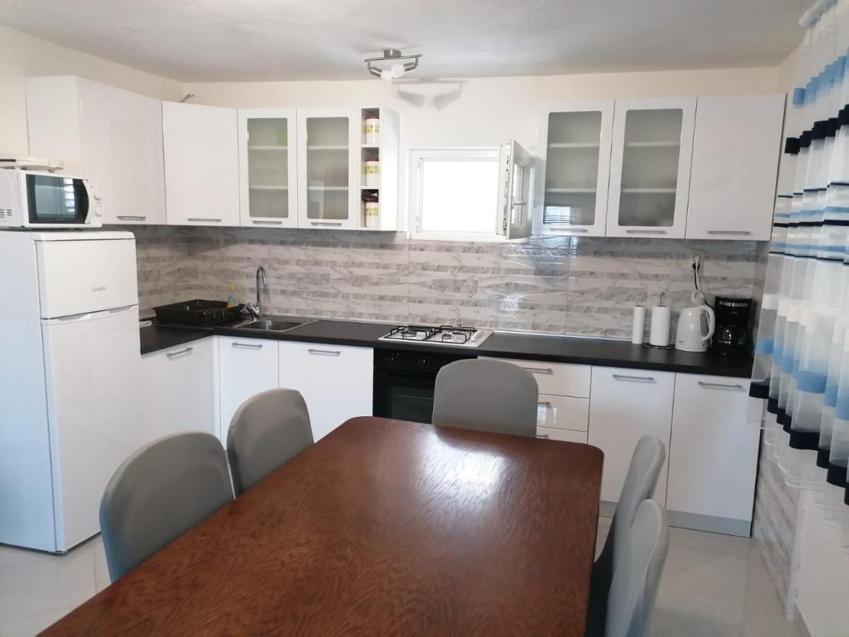 Apartment Slavica Trogir Bagian luar foto
