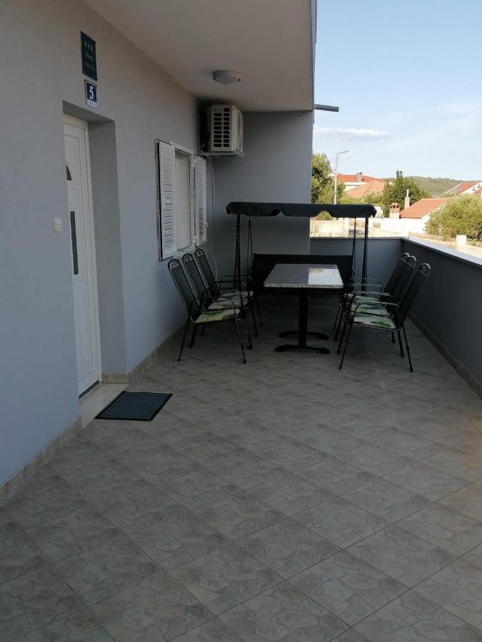 Apartment Slavica Trogir Bagian luar foto