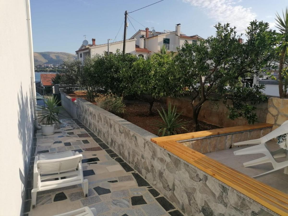 Apartment Slavica Trogir Bagian luar foto
